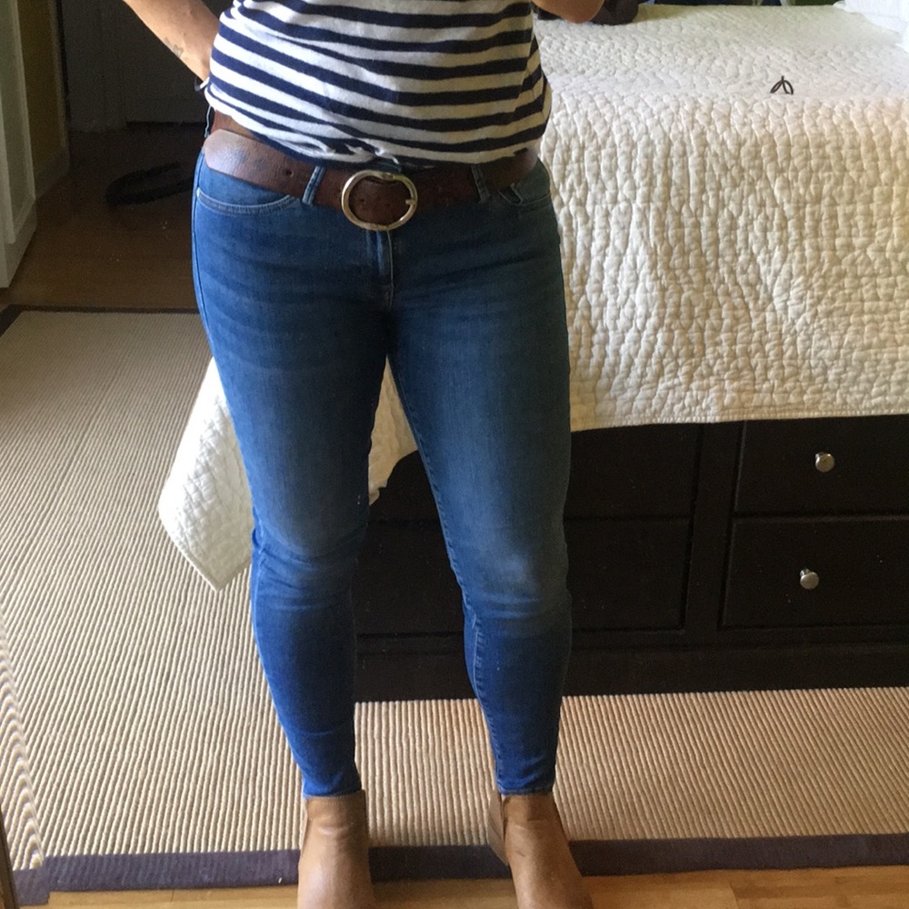 Mavi Adriana Midrise Super SKinny 27” jeans